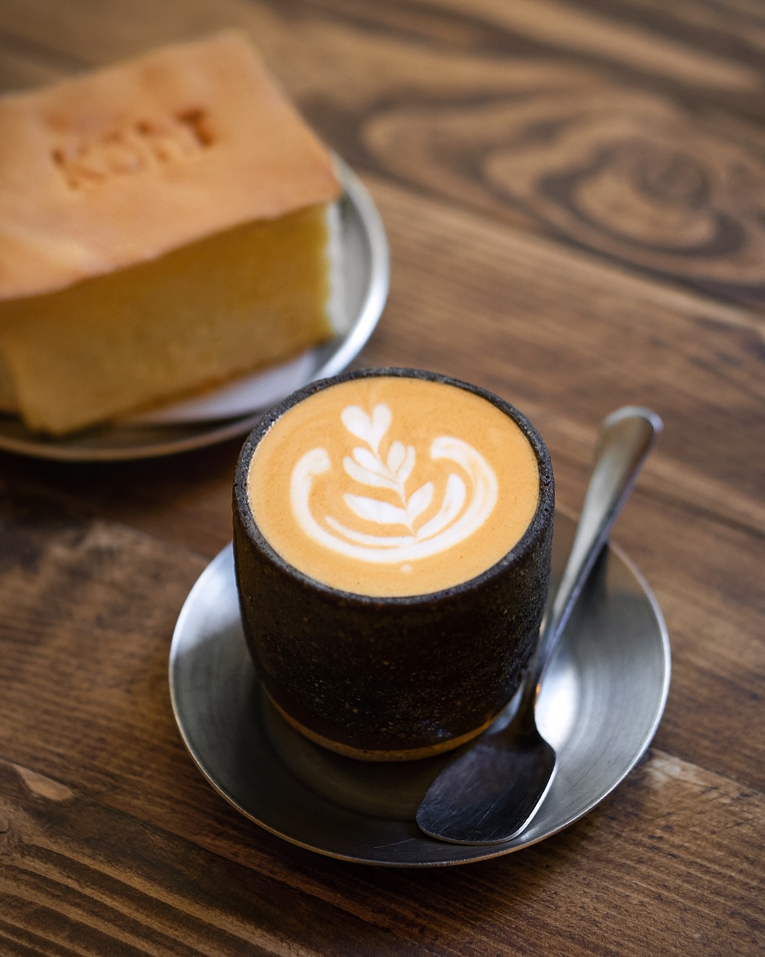 Nueva cafetería desbloqueada y un plan perfecto si te quedas en Madrid este puente, porque @kohi.bakery es una cafetería