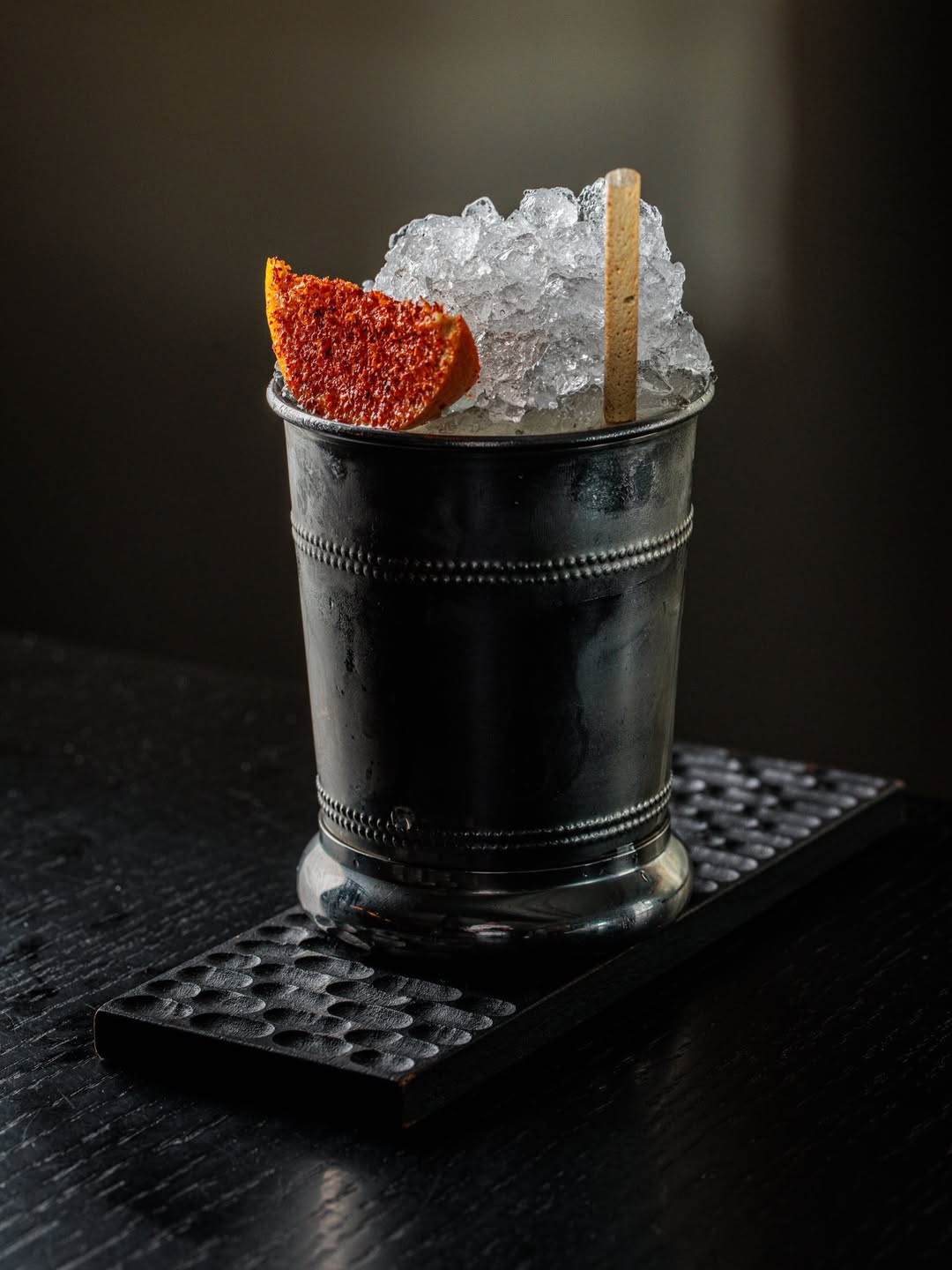 Summer musts… mucho hielo.
Cócteles llenos de sabor y matices perfectos para maridar nuestros platos y refrescarte.
