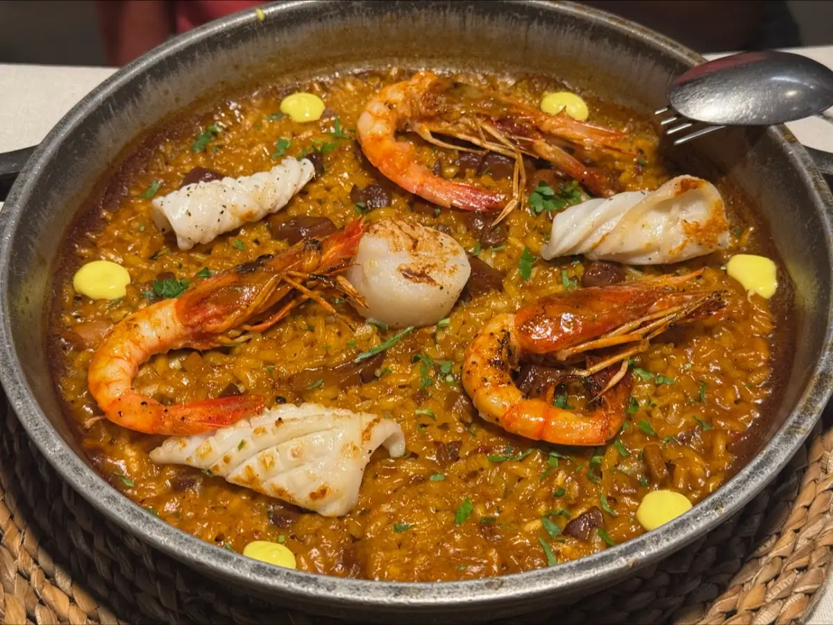 Seafood paella at La Bodeguilla