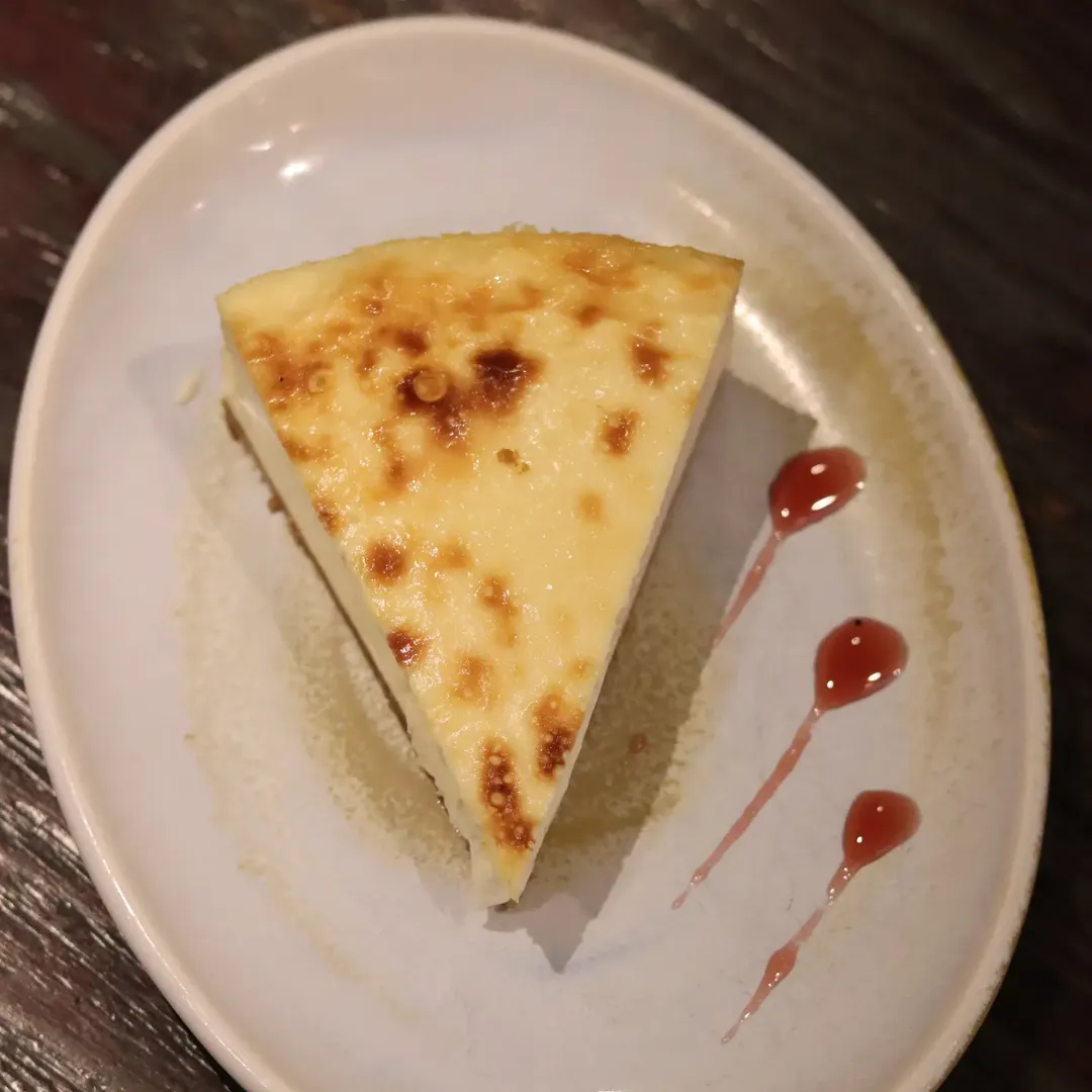 Siempre decimos que hay que dejar un hueco para el postre... y por algo será. 😉Nuestra tarta de queso es la forma perfec