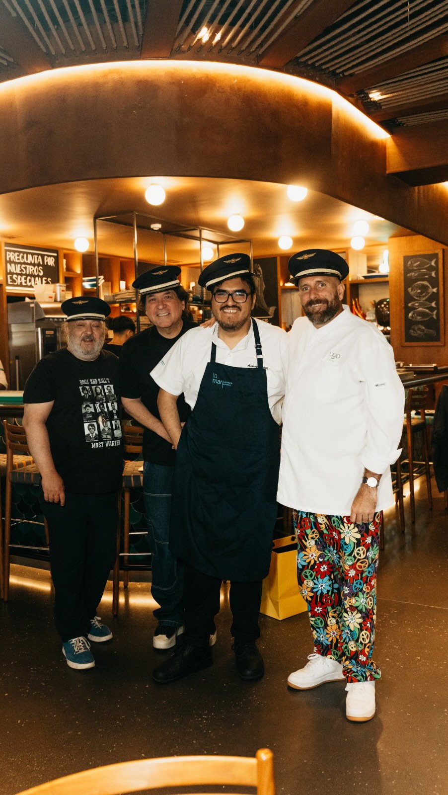 No hizo falta ir de Madrid a Lima.
O quizá sí.
Porque cuando se juntan @gastonacurio, @thonyvasdi, @hugomunozchef y Sa