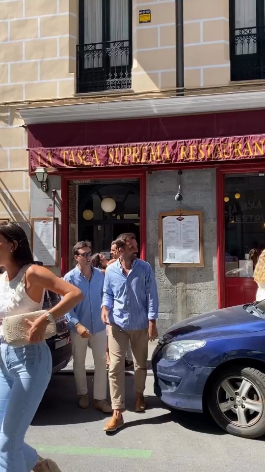 Acabas de descubrir el restaurante en Madrid para todas las ocasiones🍷
Lleva más de un siglo formando parte de la ciu