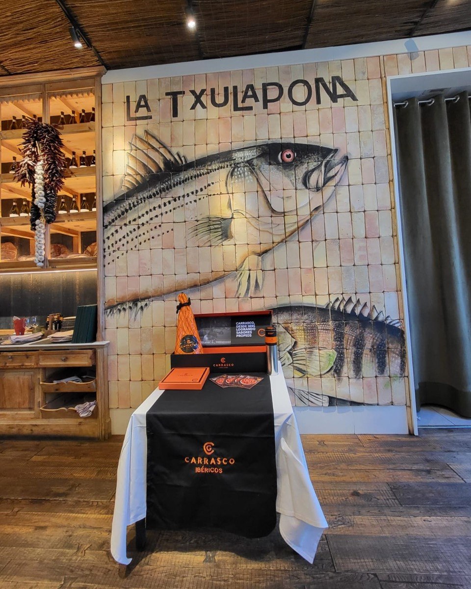 Hay encuentros que nacen de una misma forma de entender la gastronomía.

Del 29 de junio al 5 de julio, La Txulapona y C
