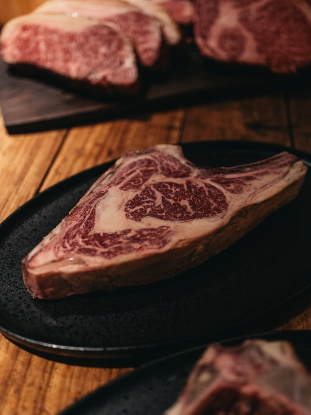 Mesa de carnes para el servicio de martes mediodía.
Cuando llegas, te presentamos los cortes que tenemos en carta.
Aqu