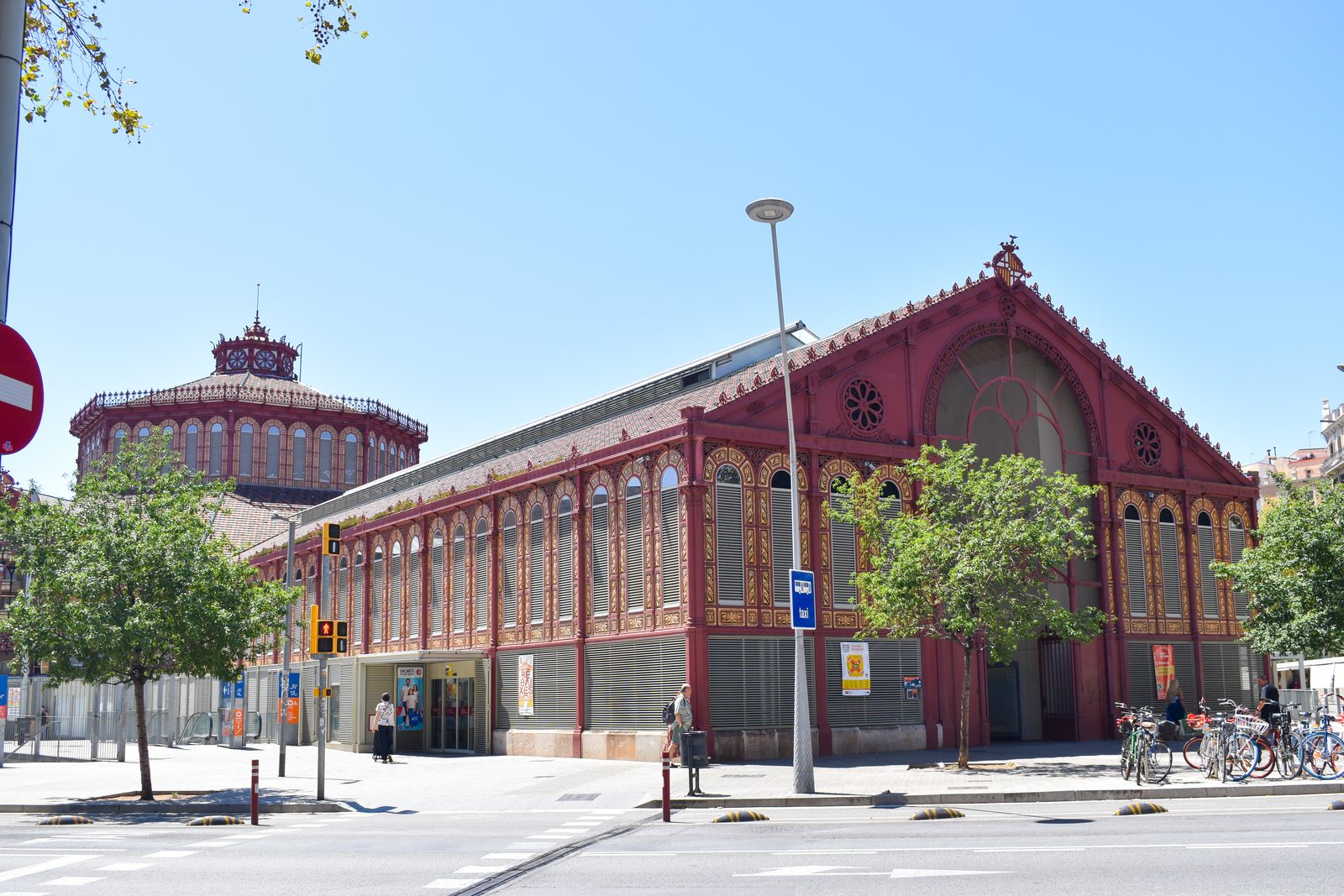 Mercat de Sant Antoni, food market in Barcelona, Spain