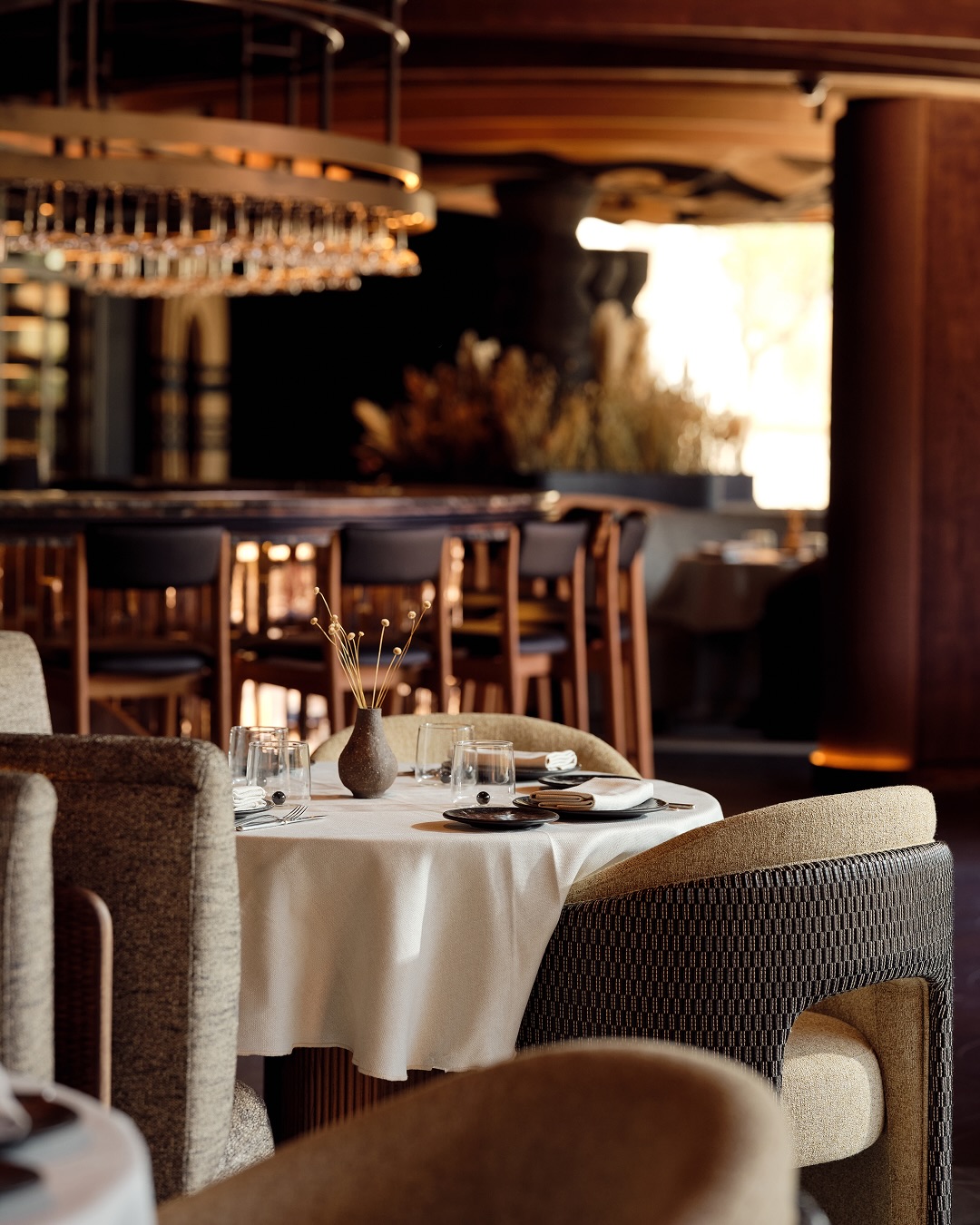 Two icons. One extraordinary destination. Now ready to welcome you.
Leña arrives at Mandarin Oriental Punta Negra, Mall