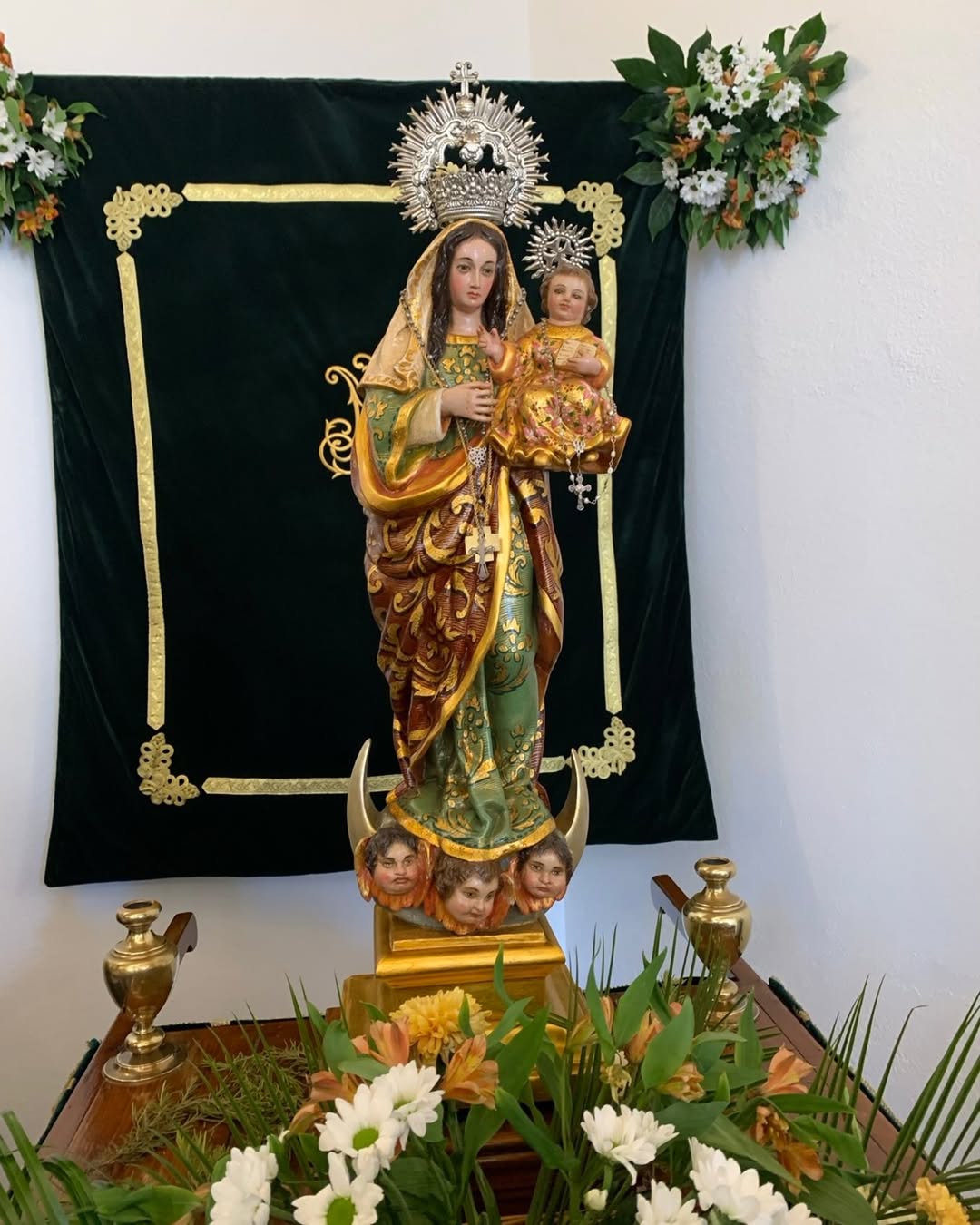 Desde los Madroñeros, que la salud os invada a todos. El percal hoy es de lo mejor