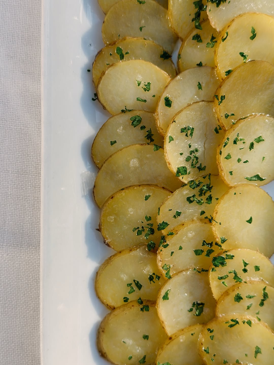Cuidamos cada detalle para que tú solo tengas que disfrutar. ✨ #LosCedrosRestaurante