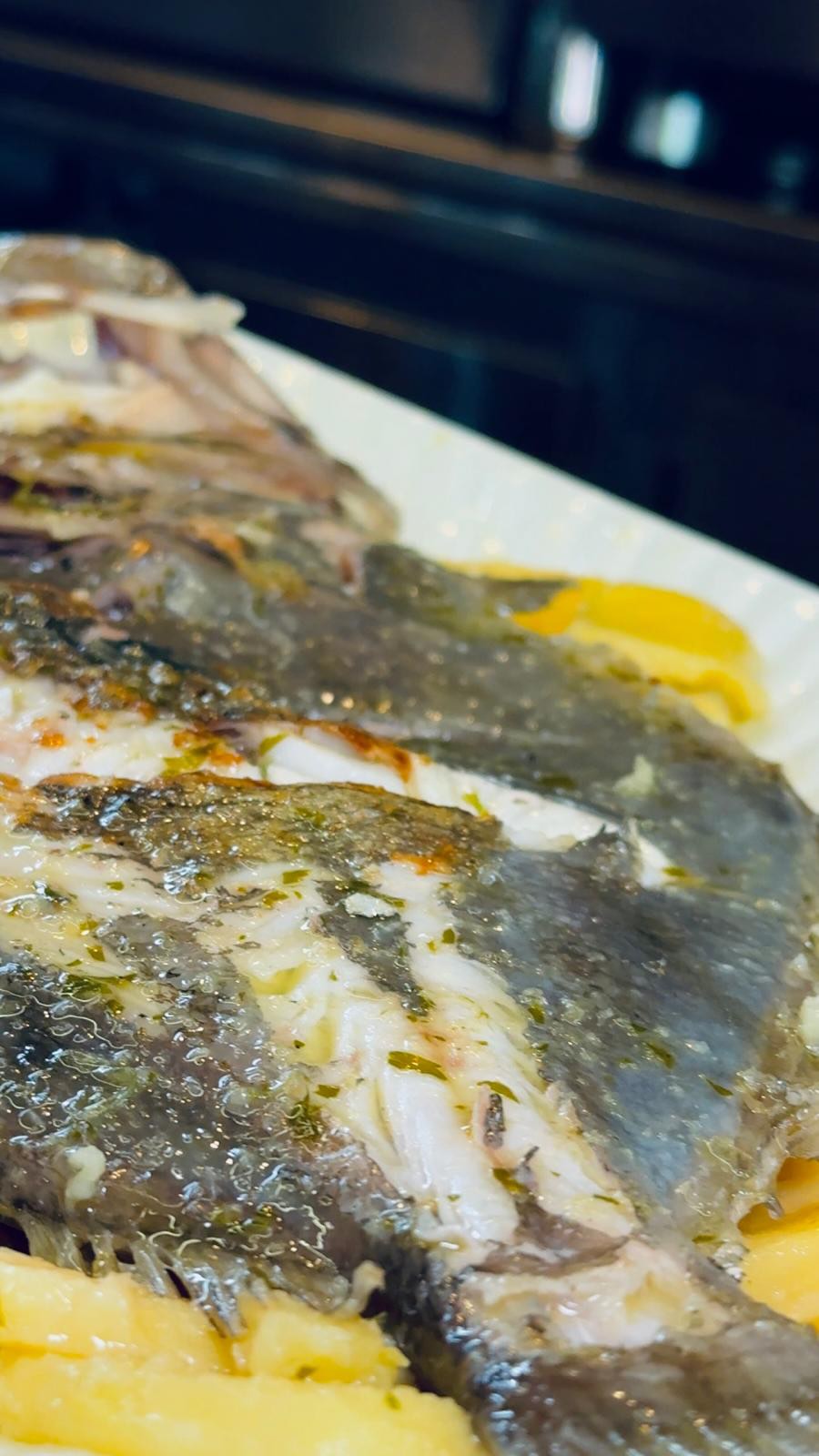 Hoy Daniel Espasandín nos descubre uno de los pescados más admirados de Galicia: el San Pedro, o como lo conocen allí, e