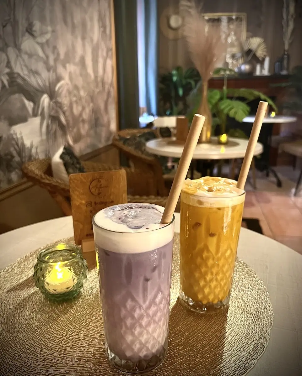 Iced drinks at Malloria