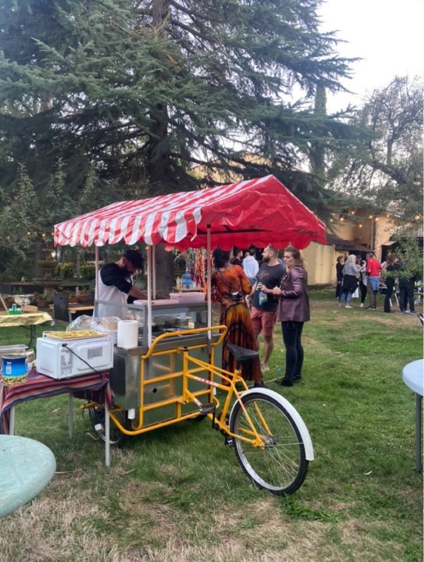 Necesitas un Taquizas en casa ? Llámanos.., te montamos la taqueria en tu casa o evento privado, mándanos mensaje y nos 