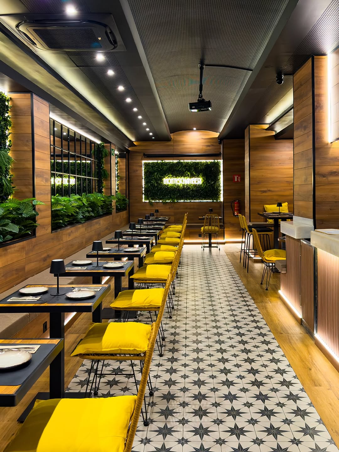 Chamberí se suma a la familia Monty’s! Ven a conocer nuestro nuevo restaurante y descubre todo lo que hace de Monty’s un