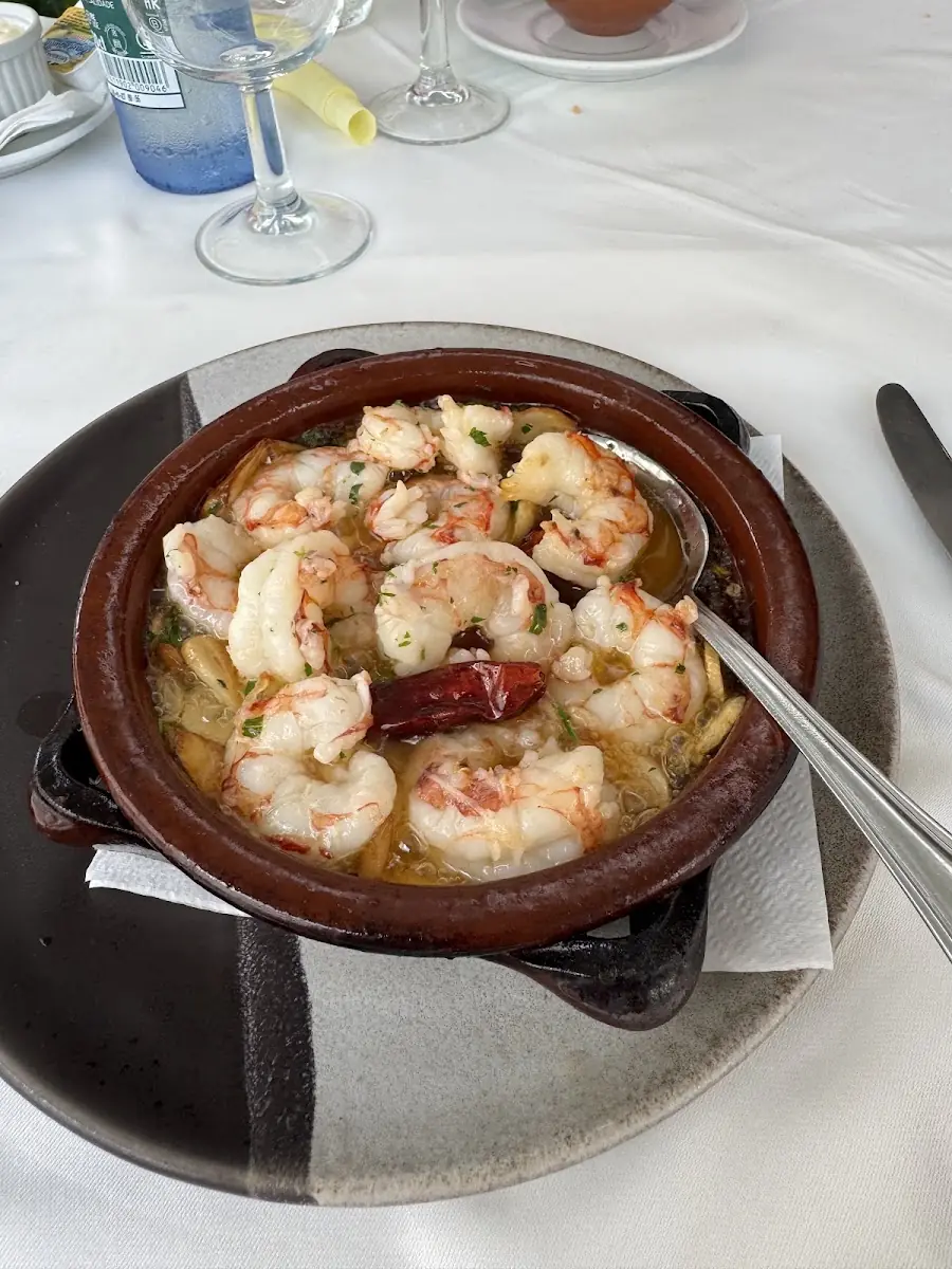 Gambas al ajillo at Na Ruixa