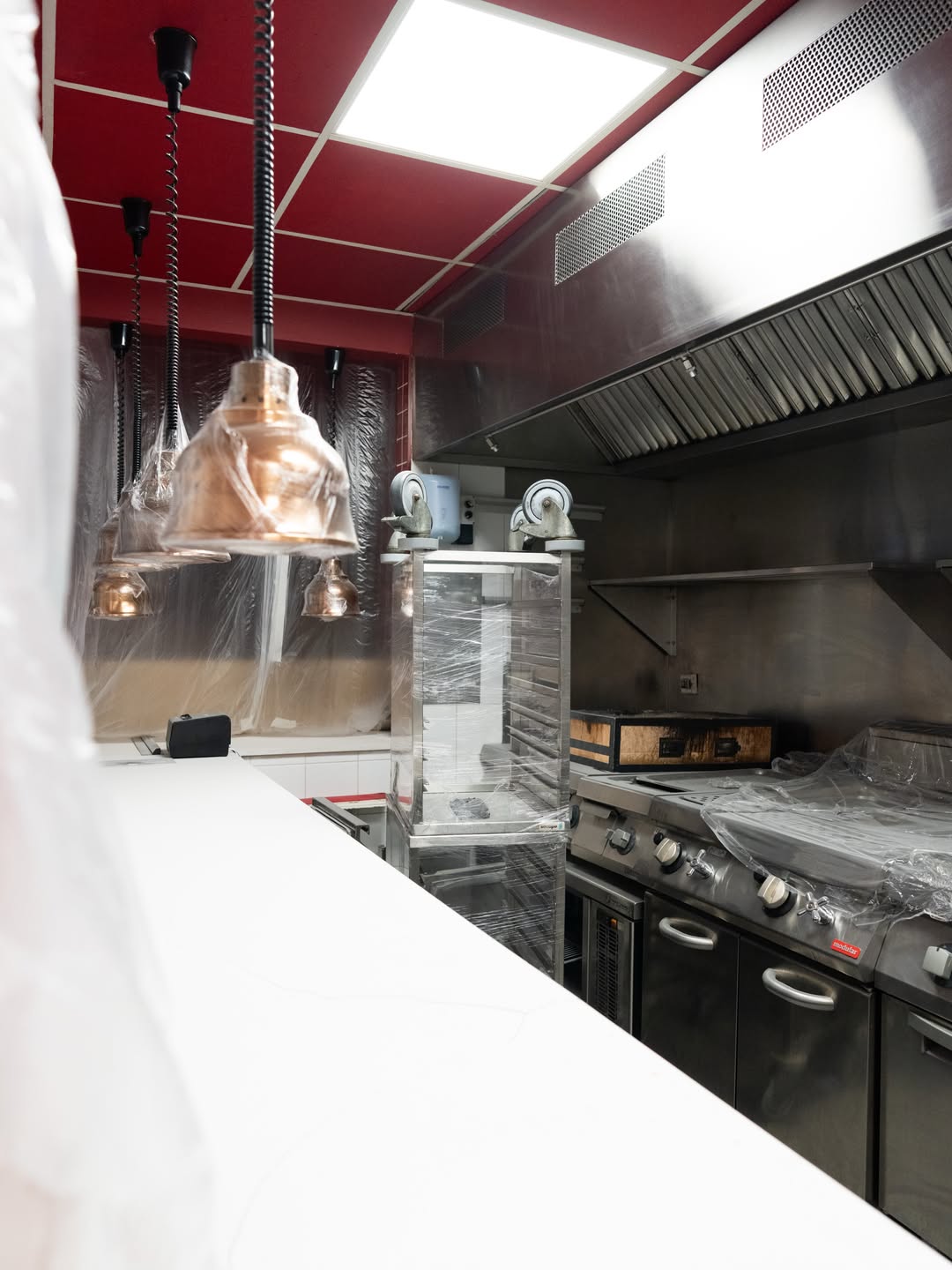 ¿Quieres saber cómo está quedando NOI? Desliza para descubrirlo 👉🏼 

Así será la entrada a nuestro restaurante. 

La fut