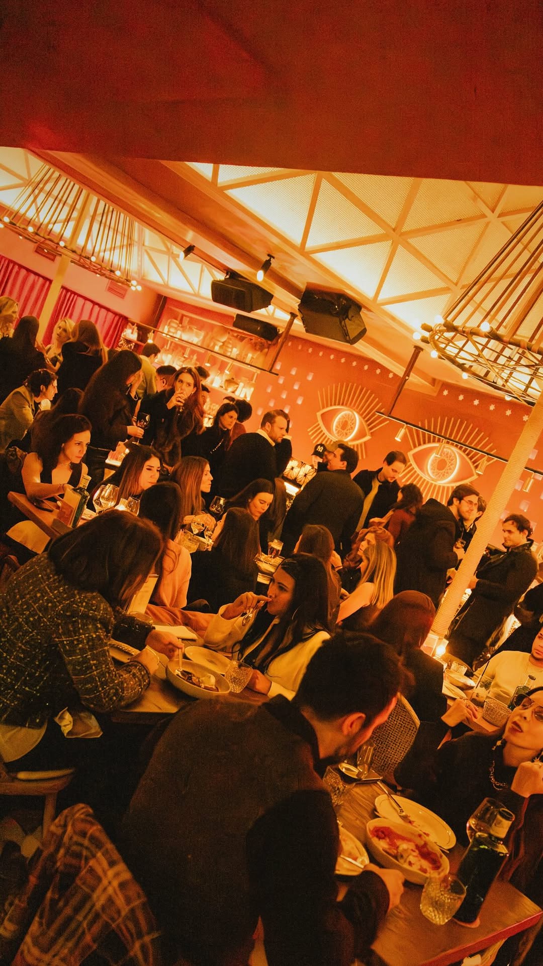 Your sign to book the table