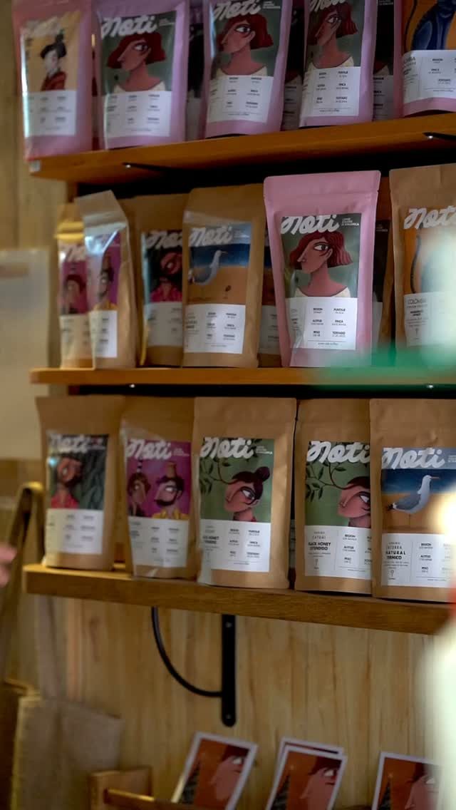 Cada origen tiene una historia.
Cada taza, un momento.
#NotiCoffeeRoasters #CafeDeEspecialidad #Beneficios #Café #Coffee