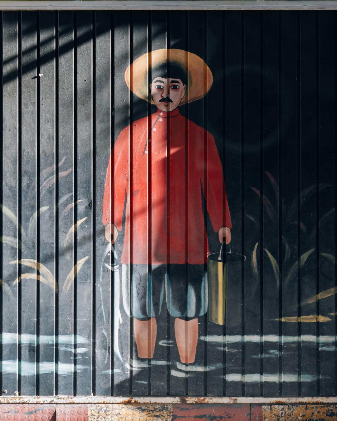 Hay imágenes que nos llevan a Georgia de un solo vistazo. Como “El pescador” de Niko Pirosmani. Una pintura sencilla, se