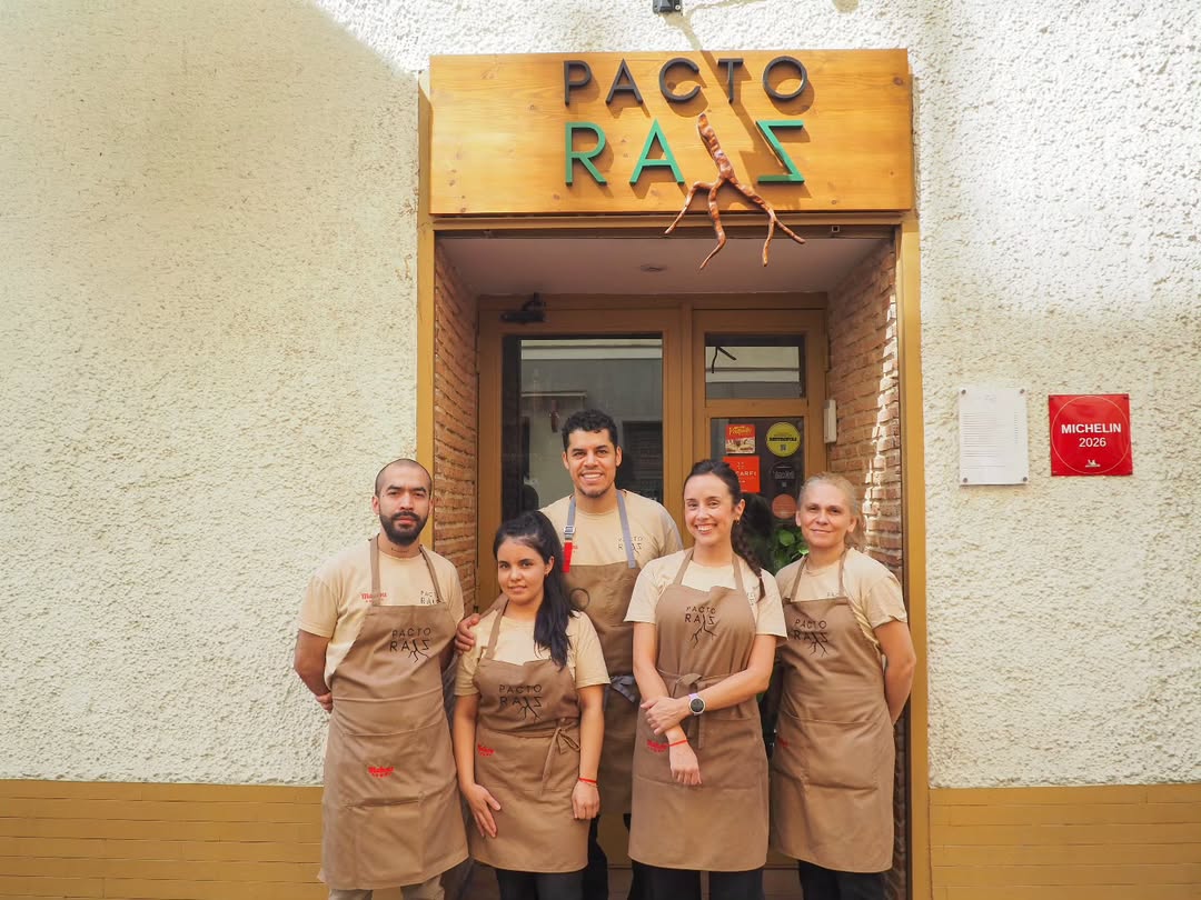 Este equipazo sigue dándolo todo en agosto.
¡Pero aprovechad, que solo nos quedan 3 días! 🙌🏻

El domingo bajamos persian
