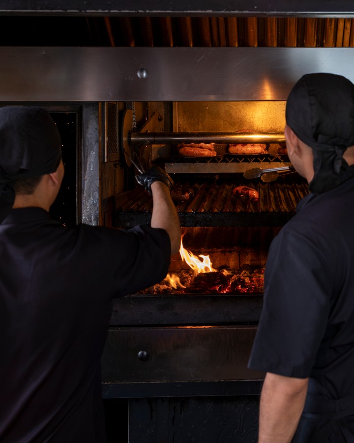 Equipo de la parrilla El Gaucho Tetuán.