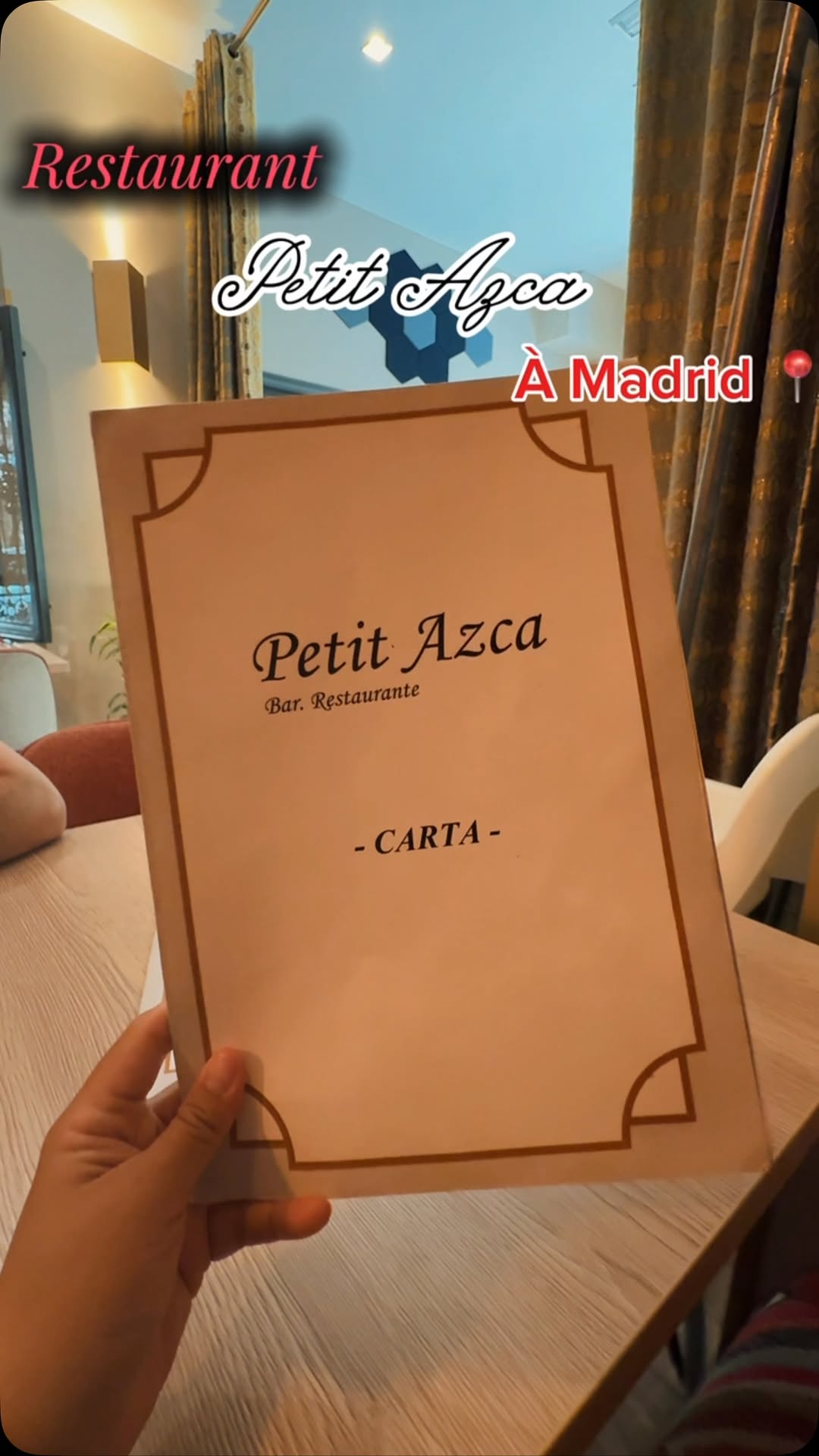 🍽️ Bon plan déjeuner à Madrid 🇪🇸
Avis personnel : ⭐️⭐️⭐️⭐️/5
Direction Petit Azca, une adresse parfaite pour un déjeun