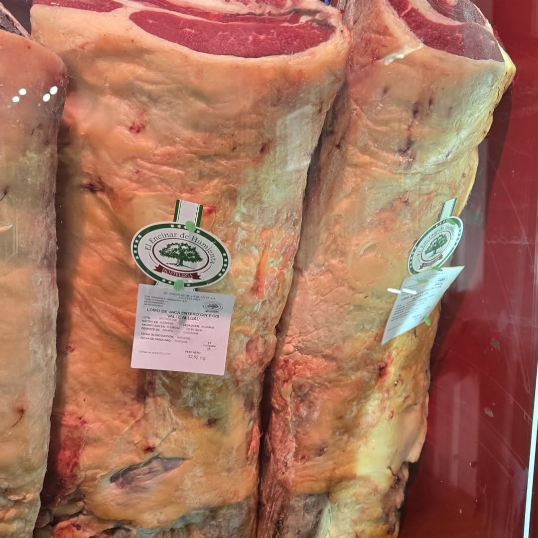 🥩 Hay cosas que hablan por sí solas… y estos lomos son una de ellas.
Seguimos apostando por el mejor producto para que