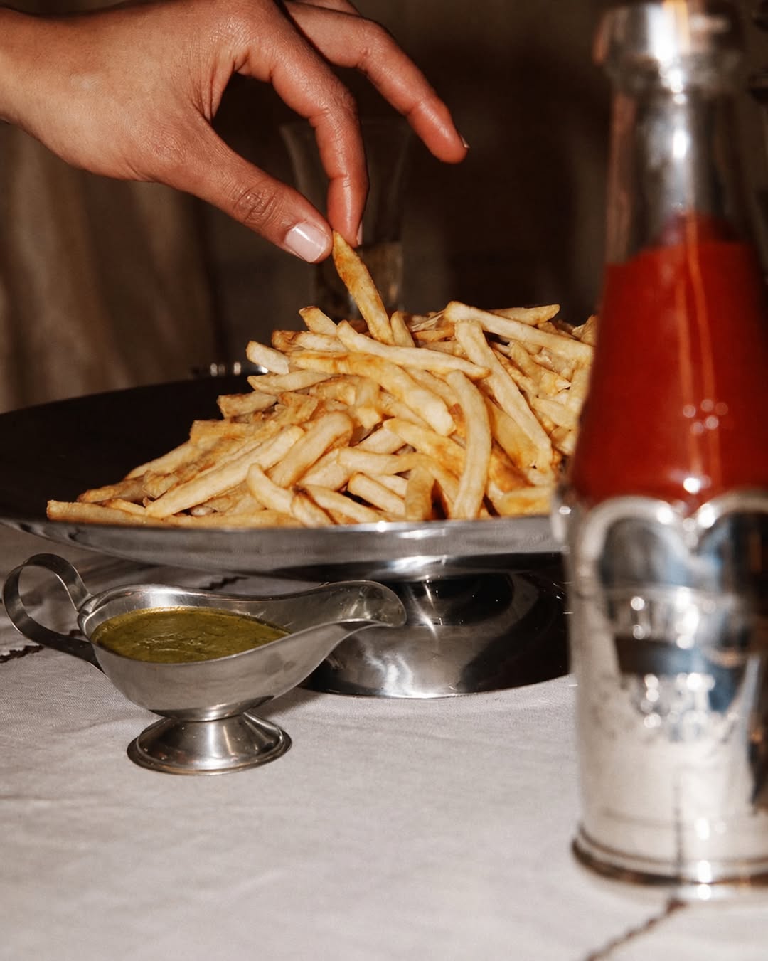 No hace falta esperar a una ocasión especial para venir a Relais de Paris. 🇫🇷

Podéis venir por unas patatas con nuestra