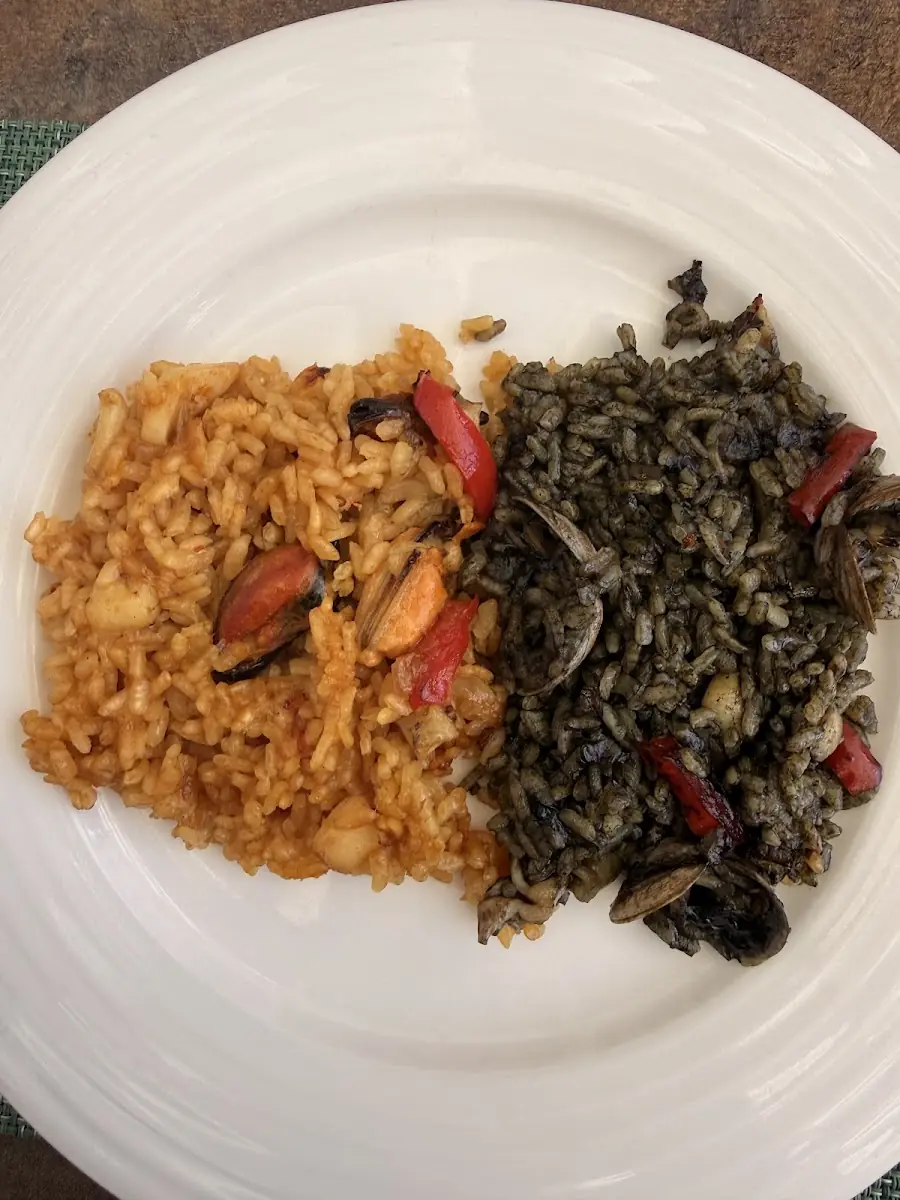 Rice with sea vegetables at Ca'n Toni Moreno