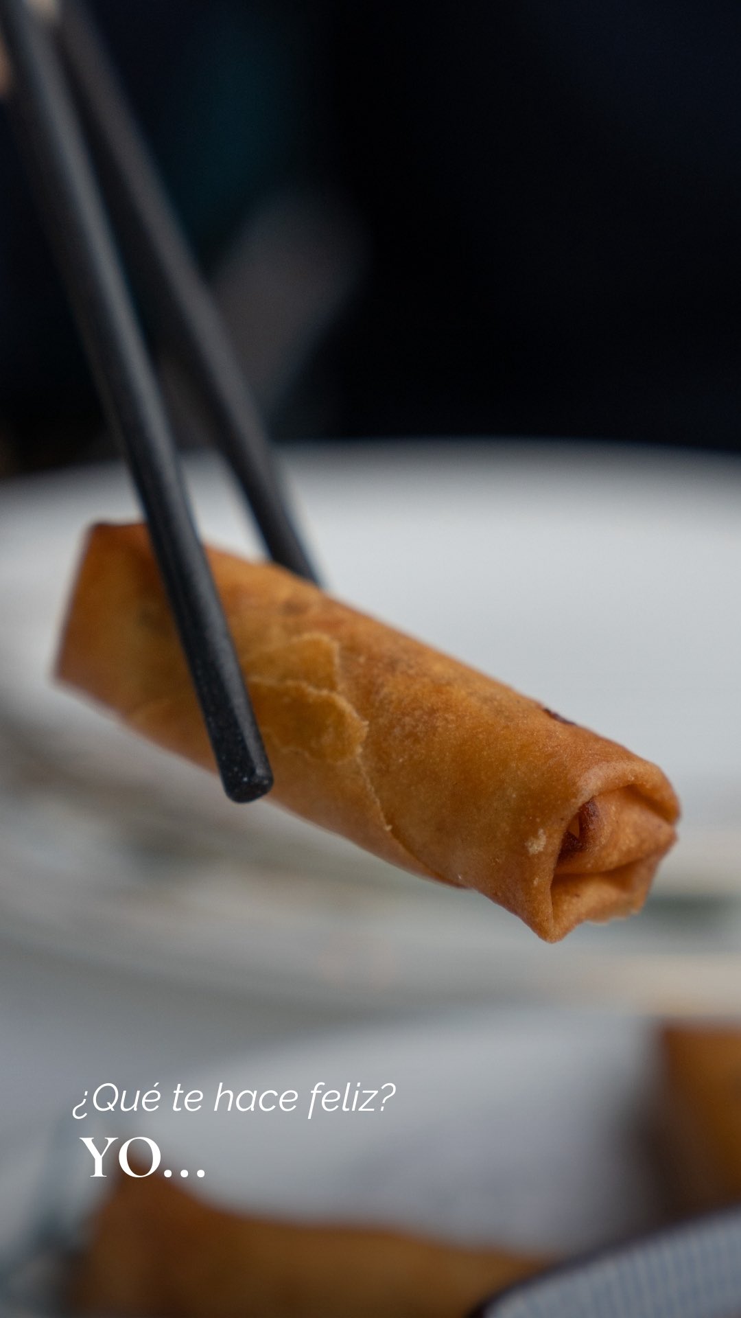 La felicidad viene en forma de platos para compartir,�woks, dim sum y mesa llena. Así se disfruta en Buen Gusto. 🥢

Te e