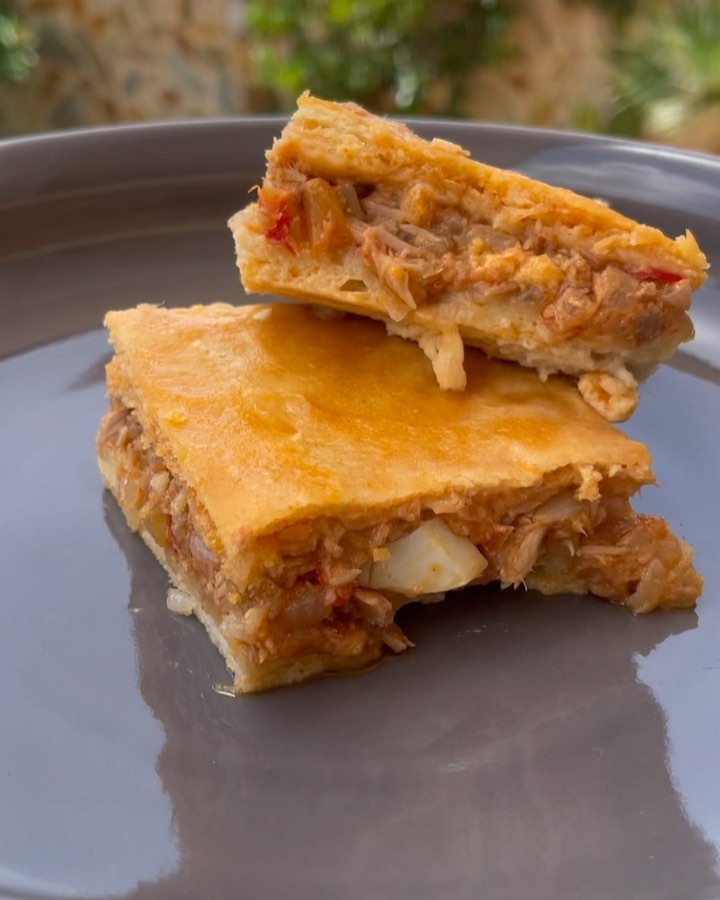 Empanada de atún… con bien bien de relleno 😏