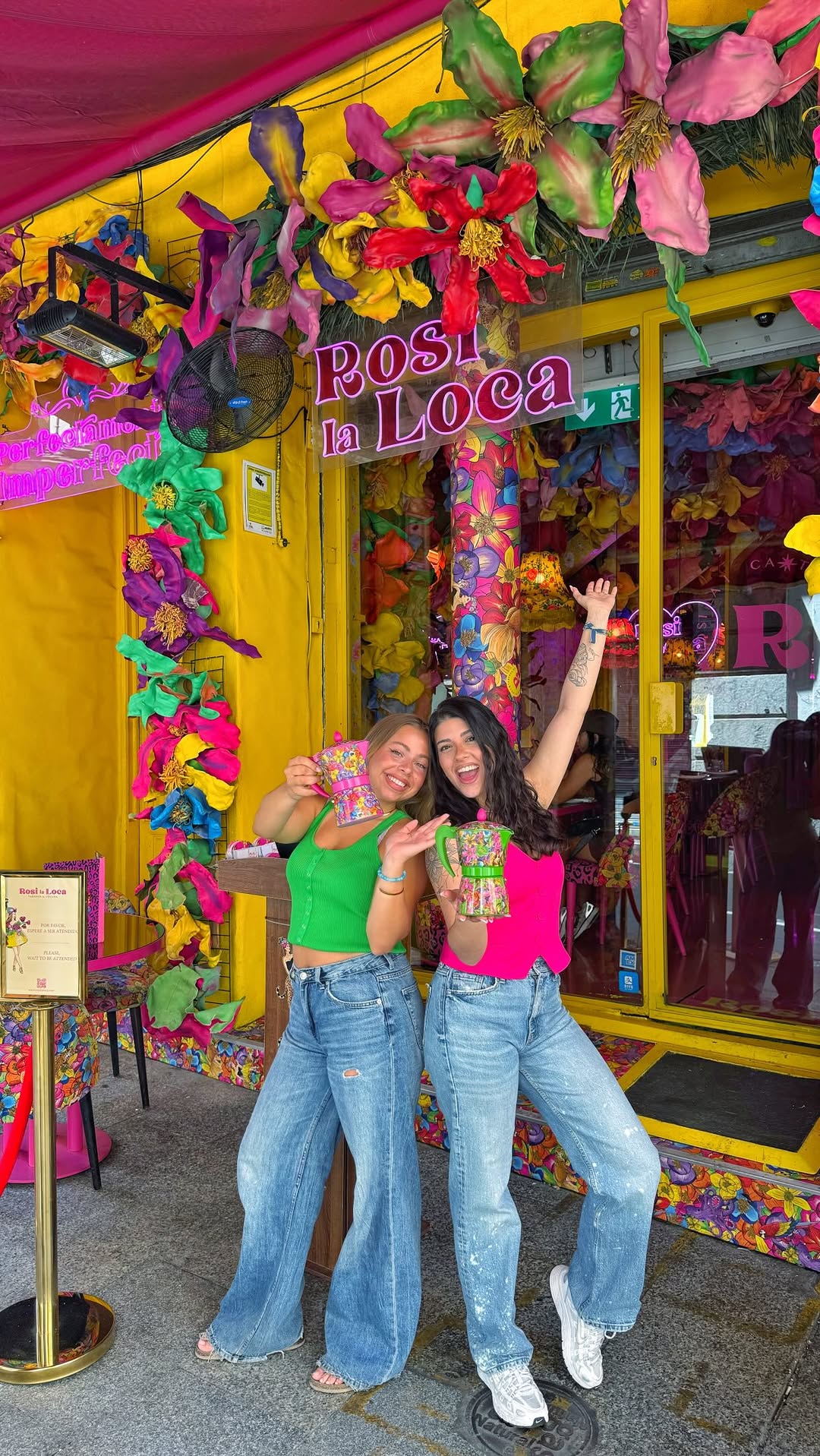 Loca Miss You nace para jugar con los sentidos.💗💚🌸

Nuestra versión del tiramisú se esconde entre mascarpone casero con 