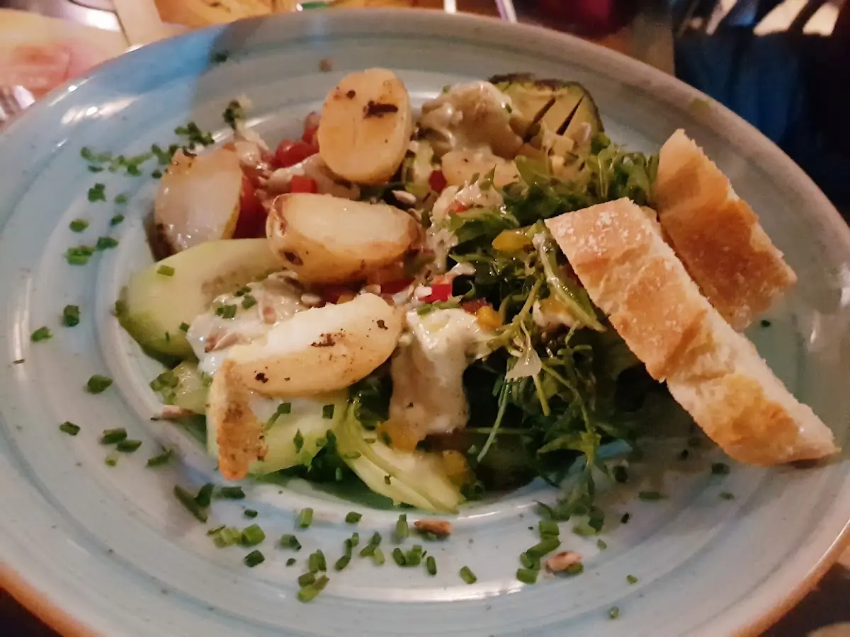 A salad at Sa Cova Bar i Tapes