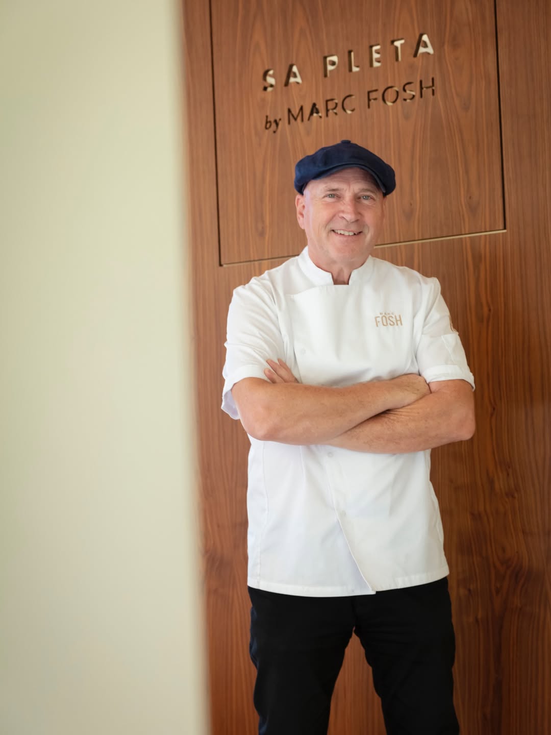 A culinary philosophy built in Mallorca and recognised far beyond it.

Marc Fosh’s cooking begins with the Mediterranean