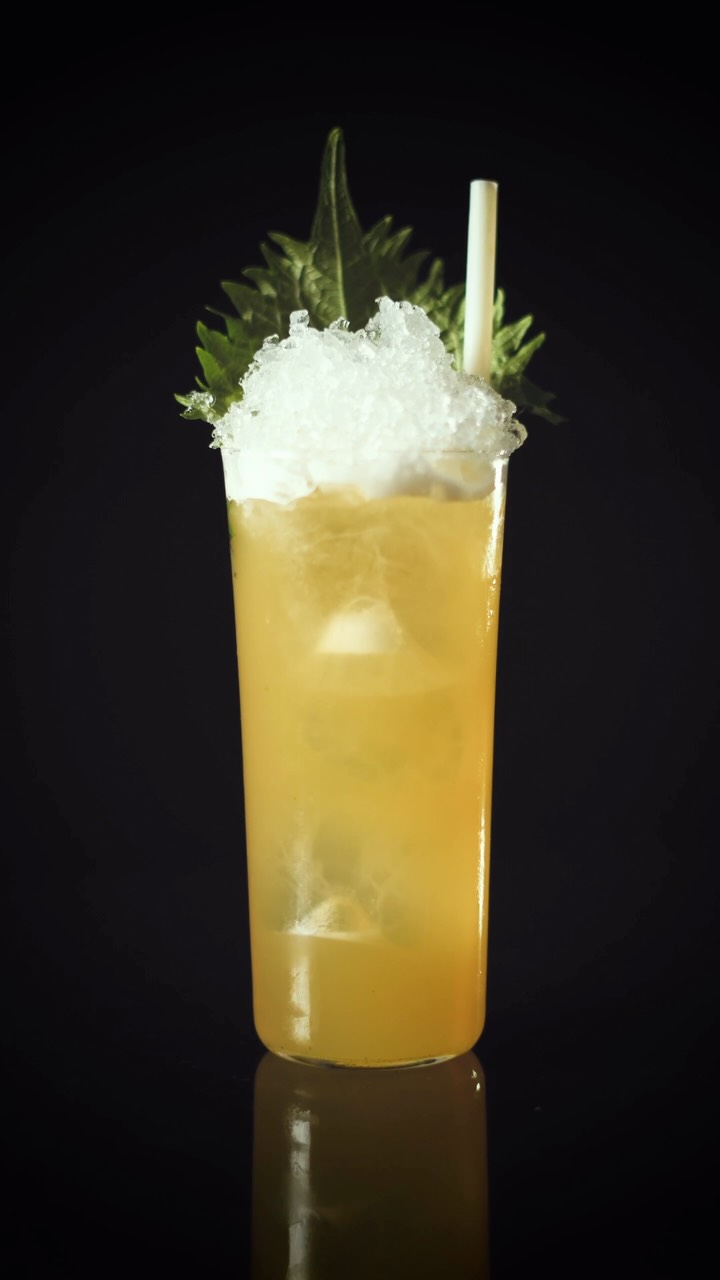 FLASH MENU 🧊 AL FRESQUITO
@rumbambu | Melón | Té verde | Shiso verde
