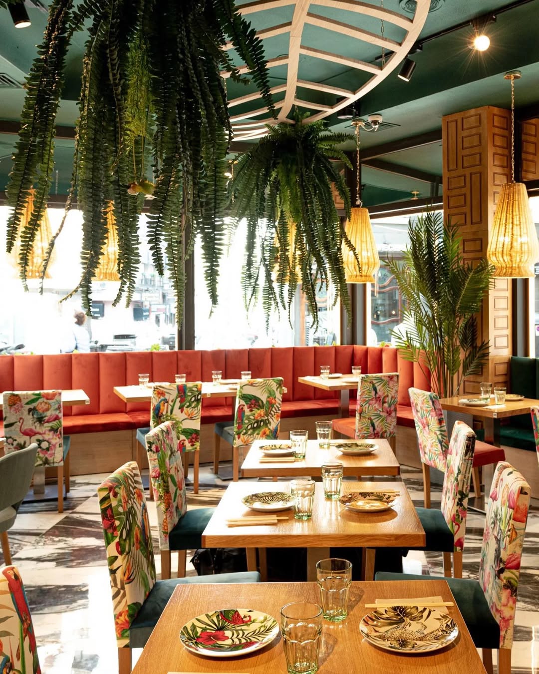 Saborea los últimos bocados del año en nuestro restaurante ✨​​🎉​

Comienza la cuenta atrás para despedir el 2023, y no s