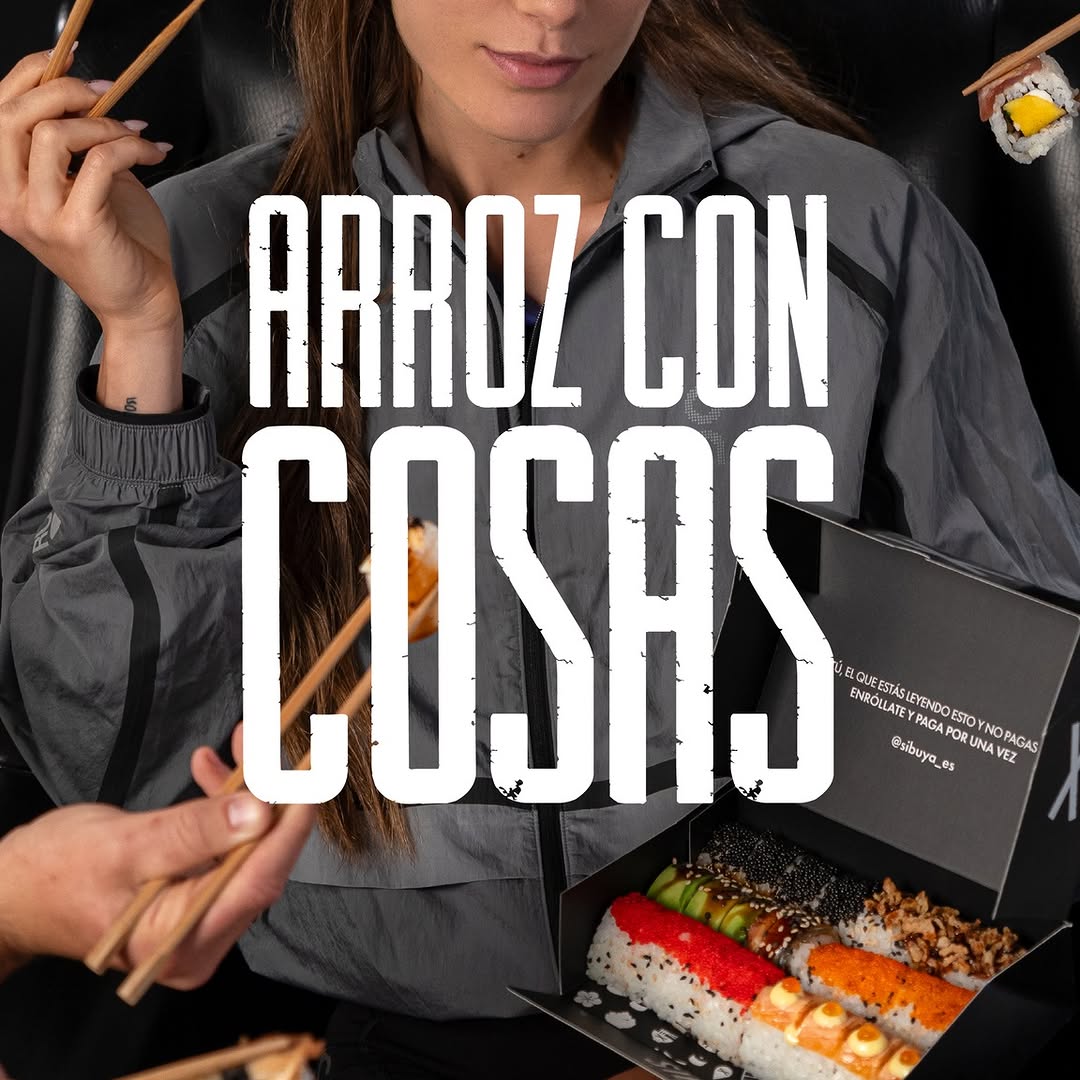 Arroz con cosas, sí. Pero arroz con cosas MUY buenas. 🍣
 
Certificado por la experta @martagarzzia 🏃🏽‍♀️‍➡️