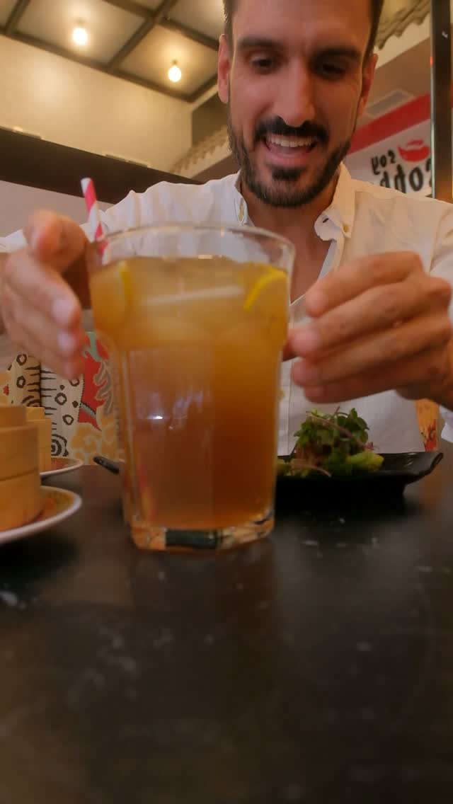 ¿Qué pedir en Soy Sohho cuando hacen 38 grados en la calle?
Pues de aperitivo, aire acondicionado. Eso para empezar.