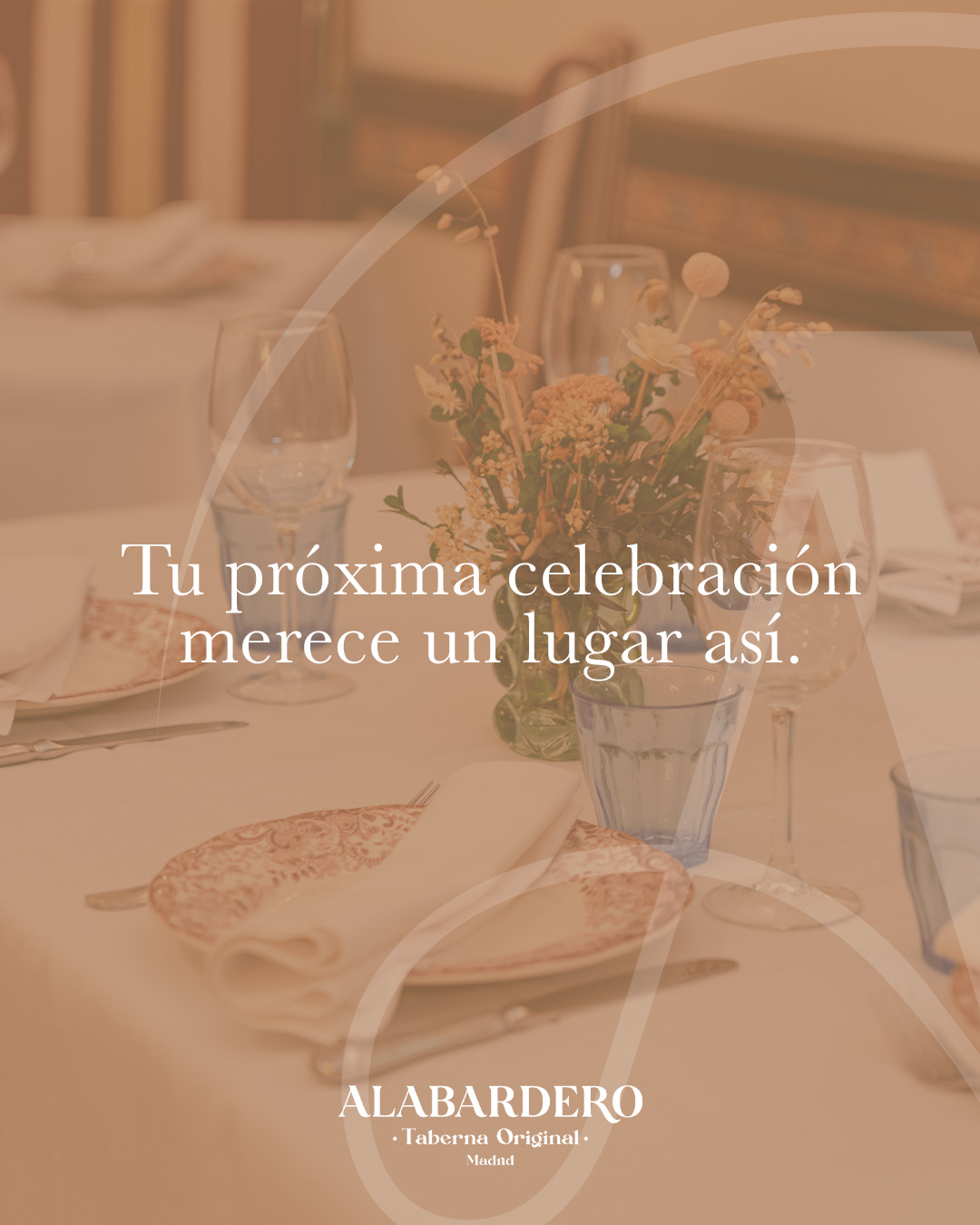 Tu próxima celebración merece un lugar a la altura. Un espacio donde compartir, brindar y disfrutar de una mesa pensada 