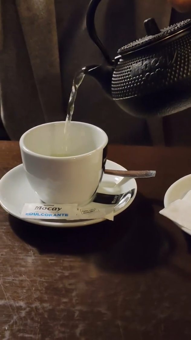 🍷 Madrid se disfruta caminando... pero también saboreando.
Si estás buscando un lugar donde disfrutar de la auténtica c
