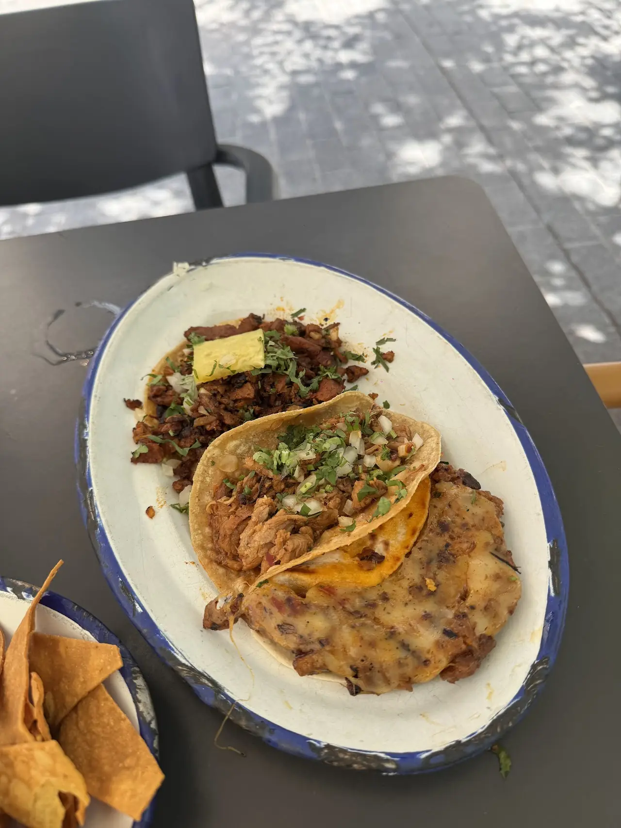 Tacos with fried pork crackling at Tlaxcal