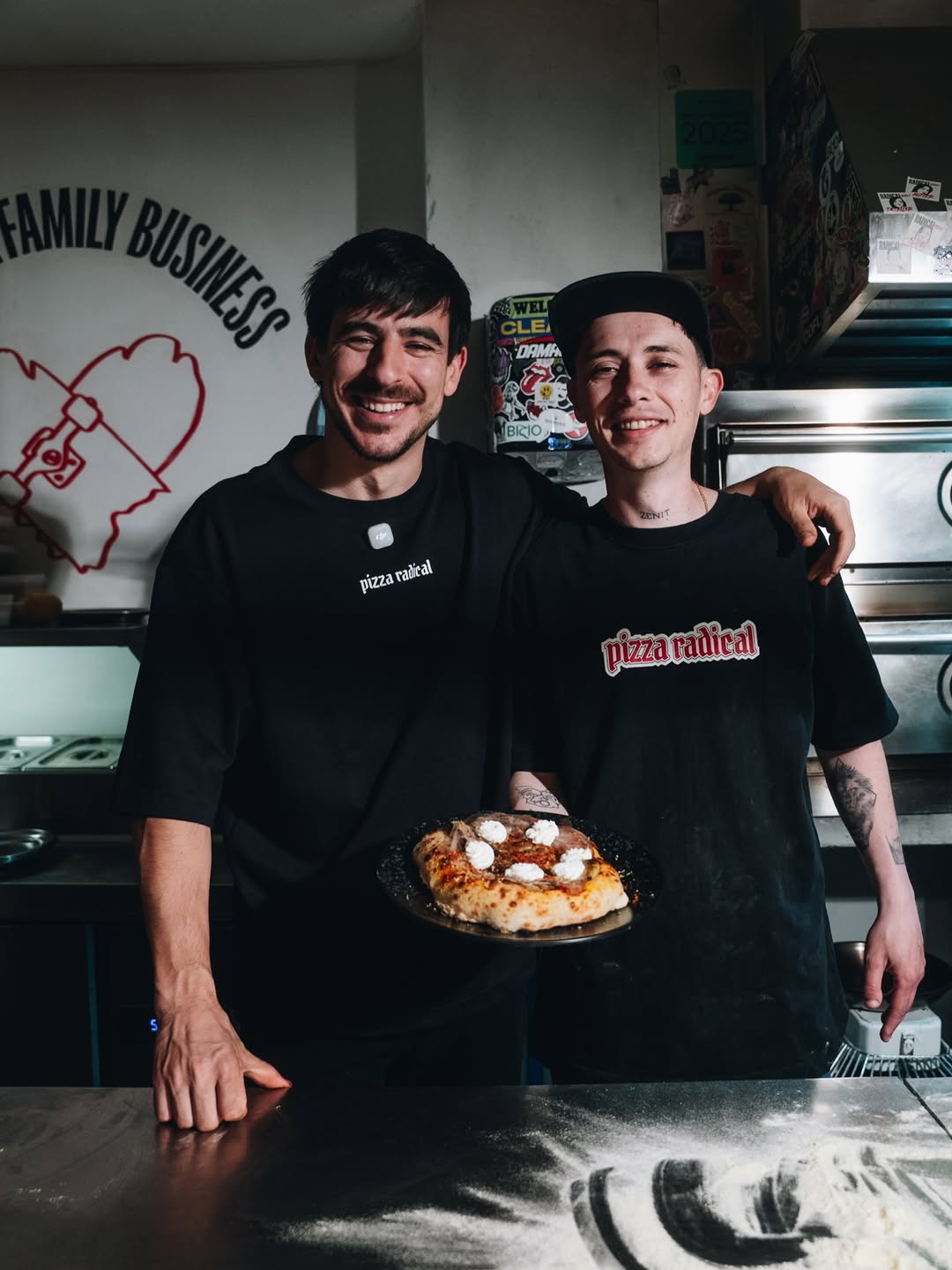 BTS Pizza Drop #026 - Ya quedan 26 👈

Gracias @aitor.sua por el apoyo y a @jurathedamagio por cubrir a @theradicalpizzag