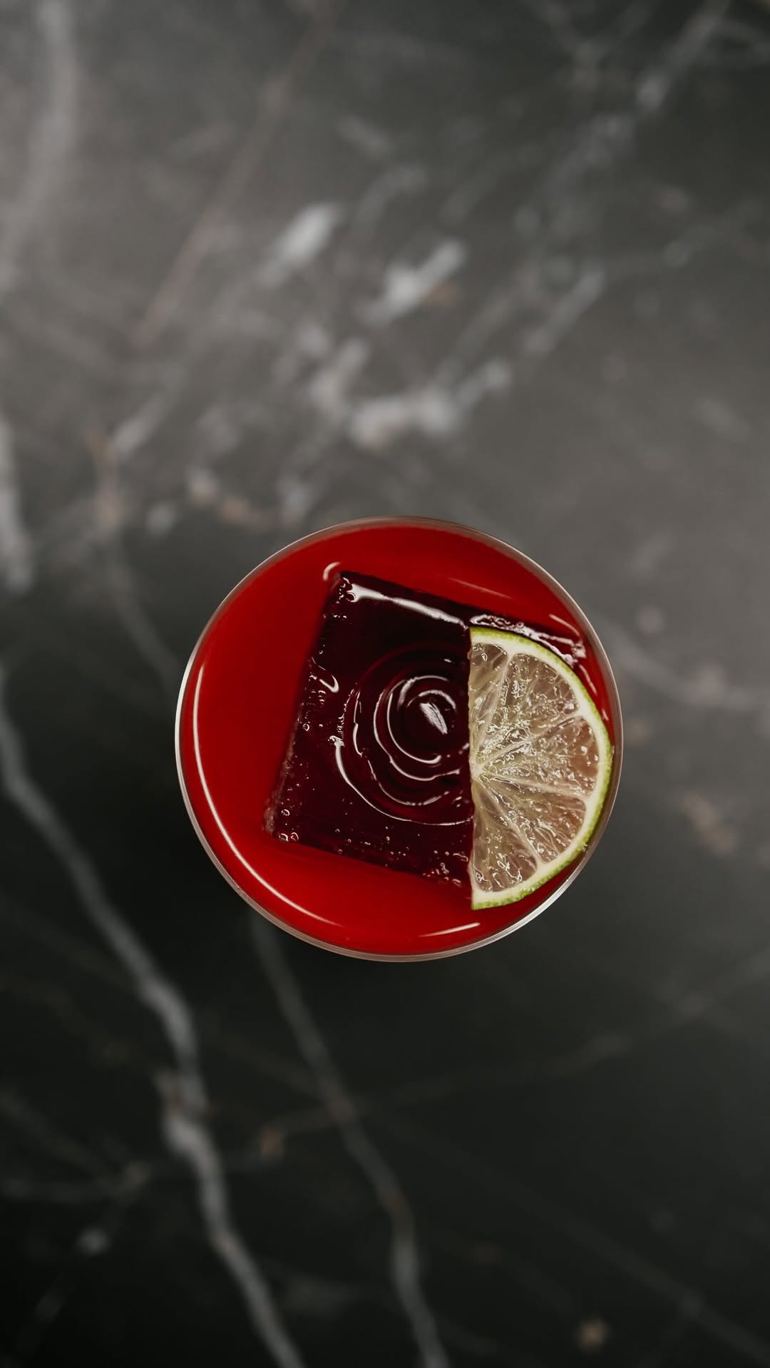 Somos un Japanese Bar porque además de las versiones clásicas, tenemos las propias de los cócteles que más nos gustan.

