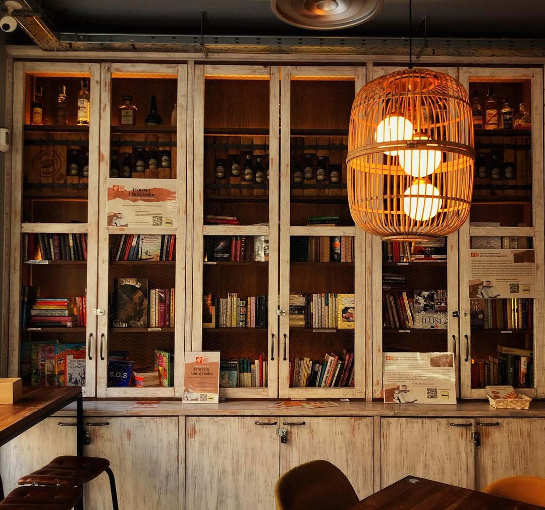 ¿Te gusta Leer? ¿Que te parece si te decimos que ahora puedes encontrar un buen libro y además contribuir socialmente? 📚