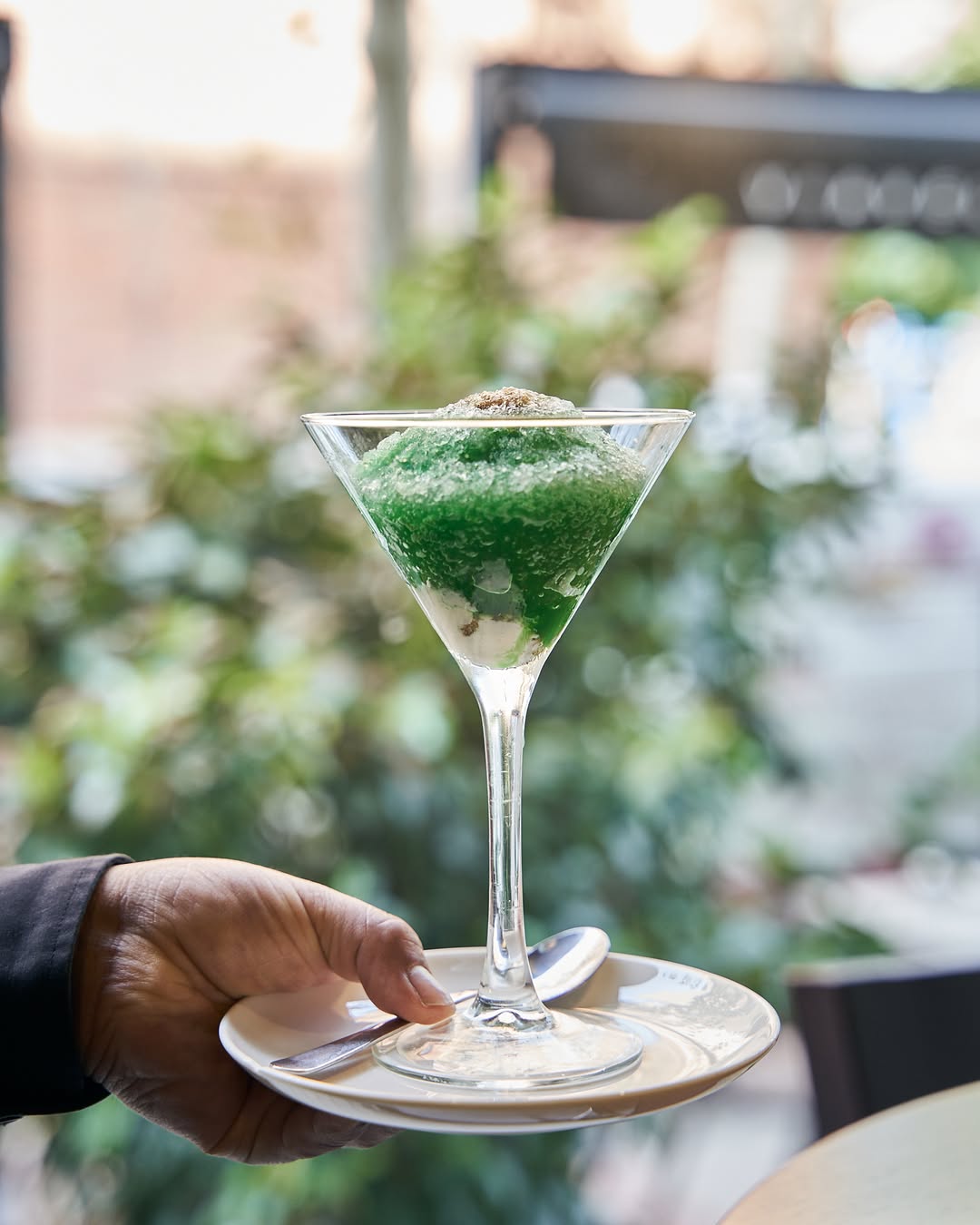 Fresco, ligero y sorprendente. Un postre pensado para disfrutar hasta la última cucharada. 🍏💚
📍 Avda. General Perón, 1