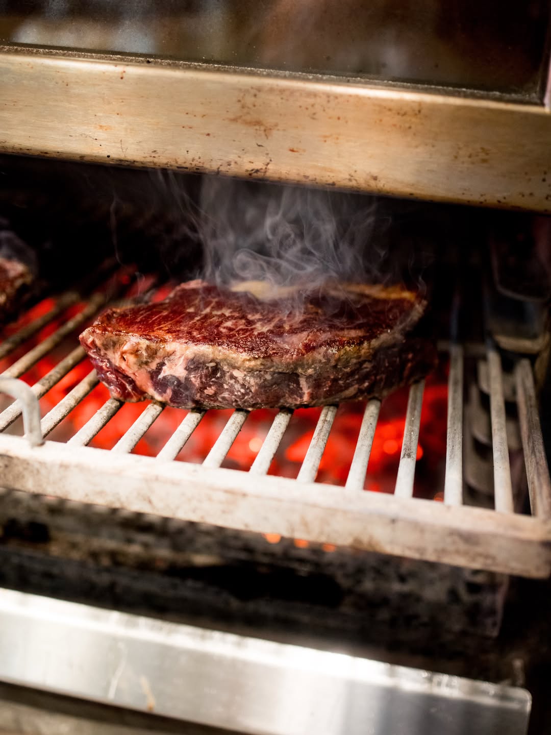La carne protagonista de la brasa 🔥
Nuestra Villa protagonista en Casa de Campo🌳 

📍Lago de la Casa de Campo, Paseo Marí