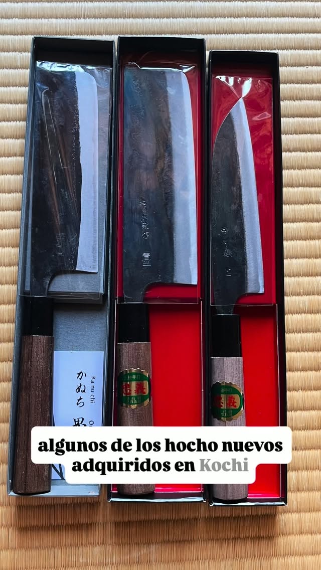 Cada viaje a Japón hace crecer también la familia de hōchō de Yan Ken Pon.

Hemos comprado cuchillos en Kappabashi, Ueno