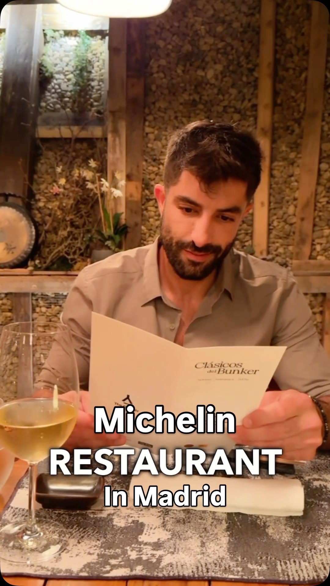 A Michelin star restaurant⭐️🥇🍽️ for 7 years straight in Madrid!
¡Hola chicos! I want to show you the coolest restaurant